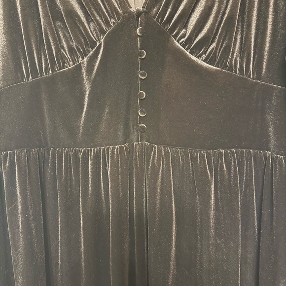 Ralph Lauren Black Velvet Short Sleeve Midi Dress - Picture 4 of 9